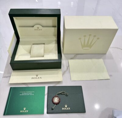 Replica Rolex caja + papeles 001 verde 